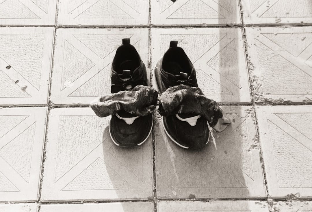 もう悩まない！靴の臭い対策完全ガイド