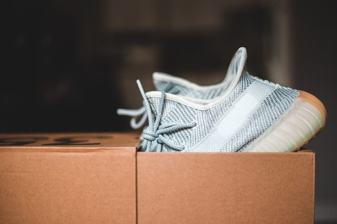 もう悩まない！靴の臭いを完全除去する究極の方法