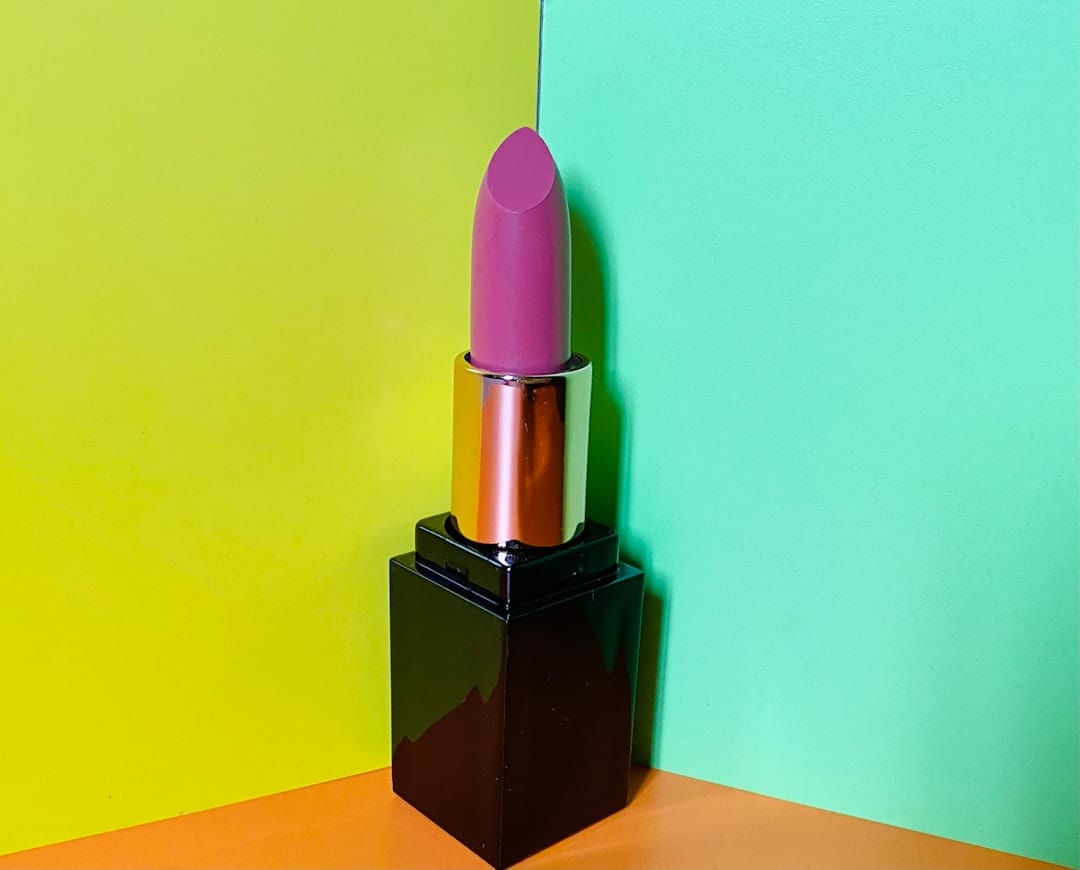 基本的な口紅シミの落とし方