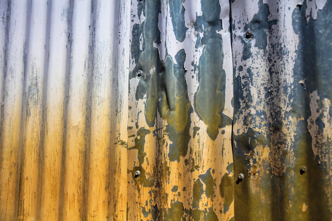 衣類についたサビ汚れを完璧に落とす方法！プロが教える実践テクニック