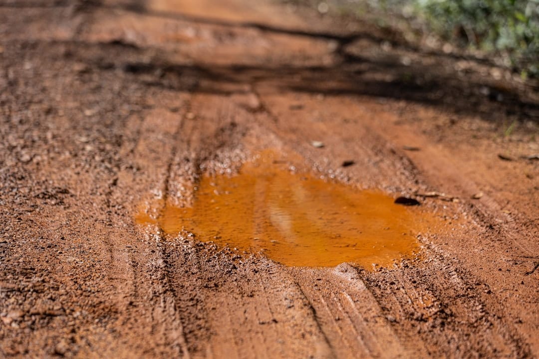 キッチン周りの油汚れを落とす方法